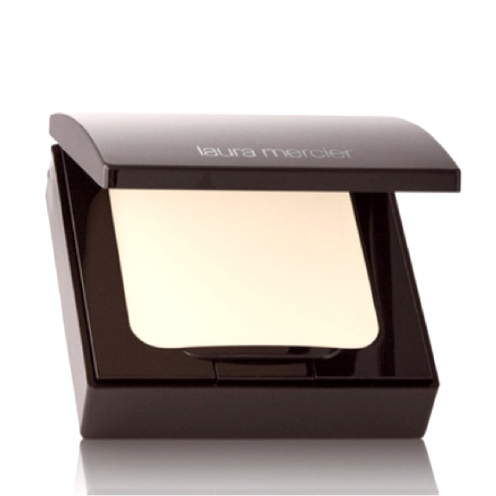 Laura Mercier pressed matte translucent powder
